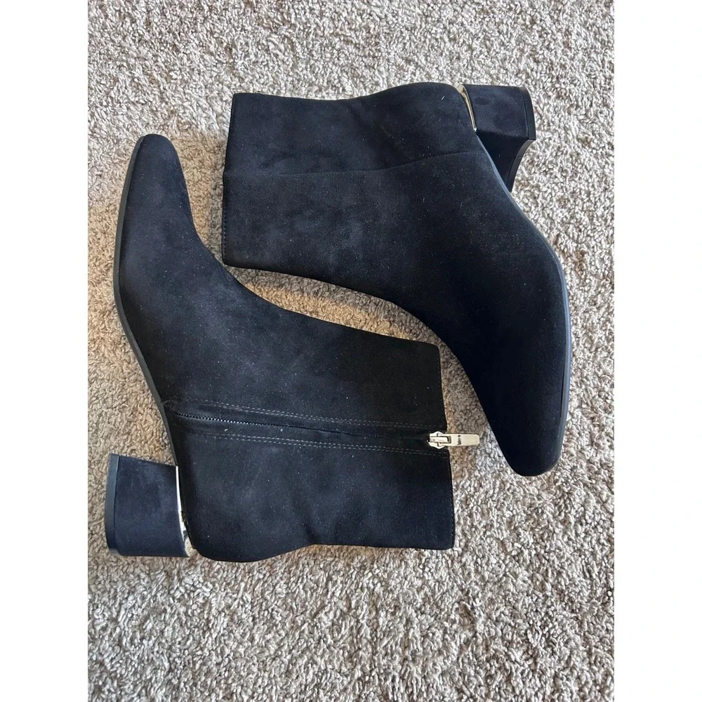 Nine West Black Suede 9x9 SZ 8/8.5 Ankle Boots Silver Trim Block Heel WNTRUNKE‎